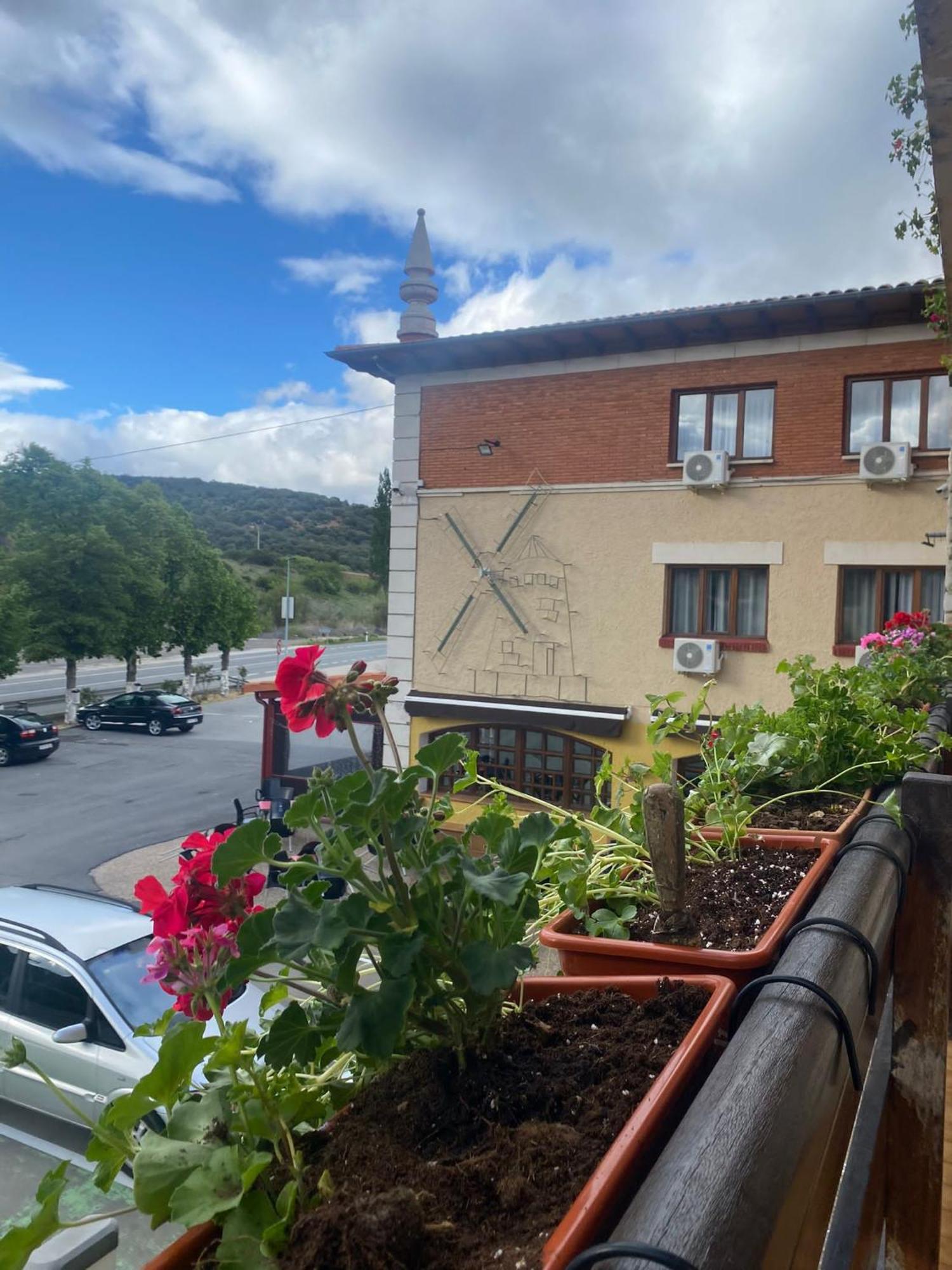 Hotel El Molino De Pancorbo Exteriör bild