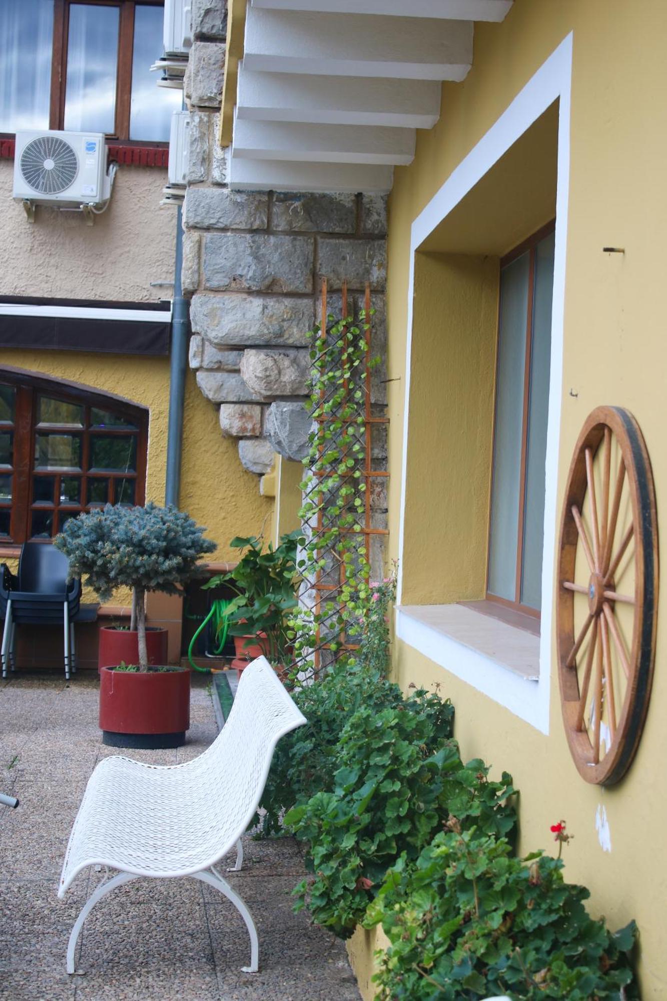 Hotel El Molino De Pancorbo Exteriör bild